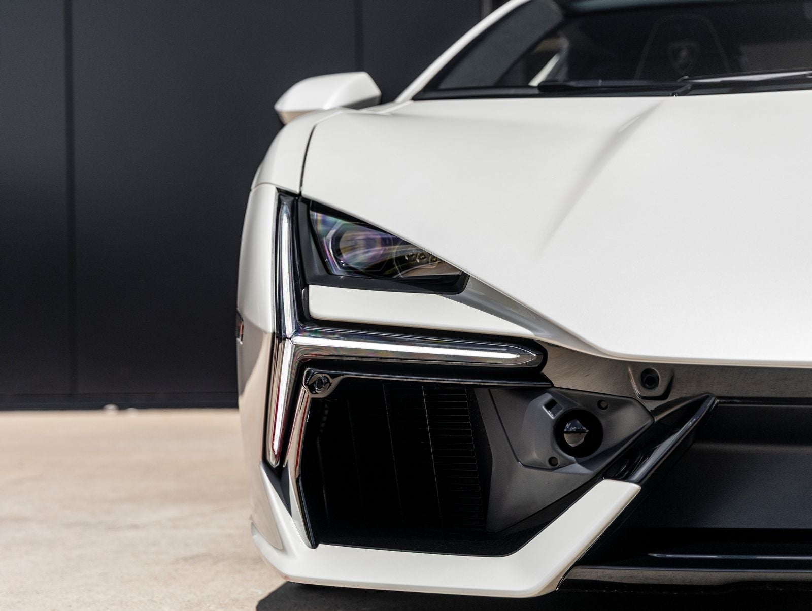2026 Lamborghini Revuelto Base