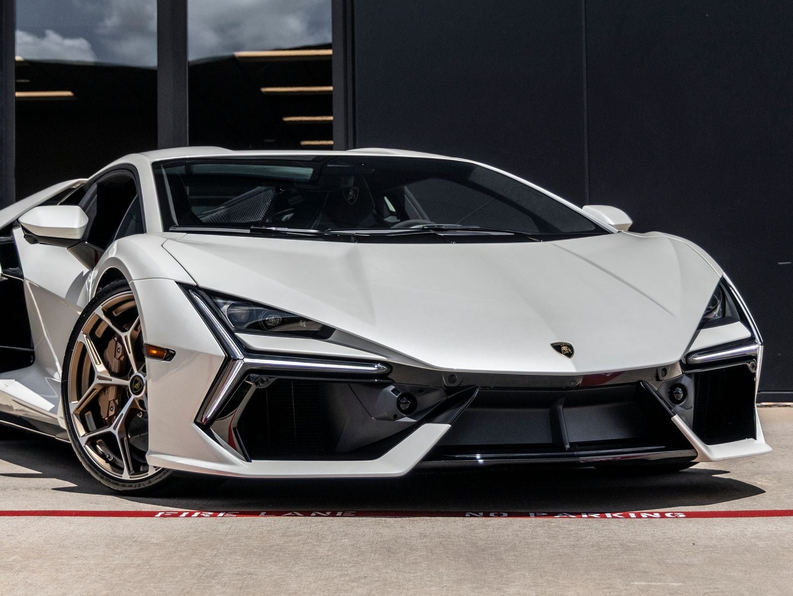 2026 Lamborghini Revuelto Base