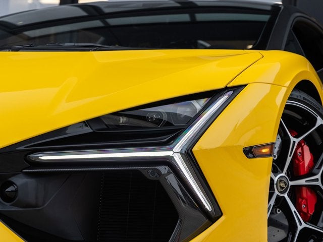 2026 Lamborghini Revuelto Base
