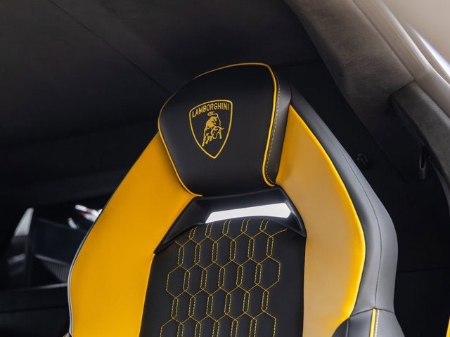 2026 Lamborghini Revuelto Base