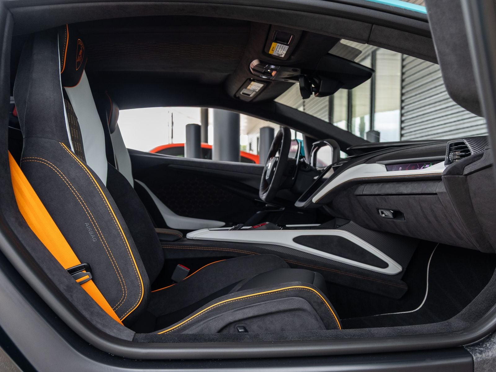 2026 Lamborghini Revuelto Base