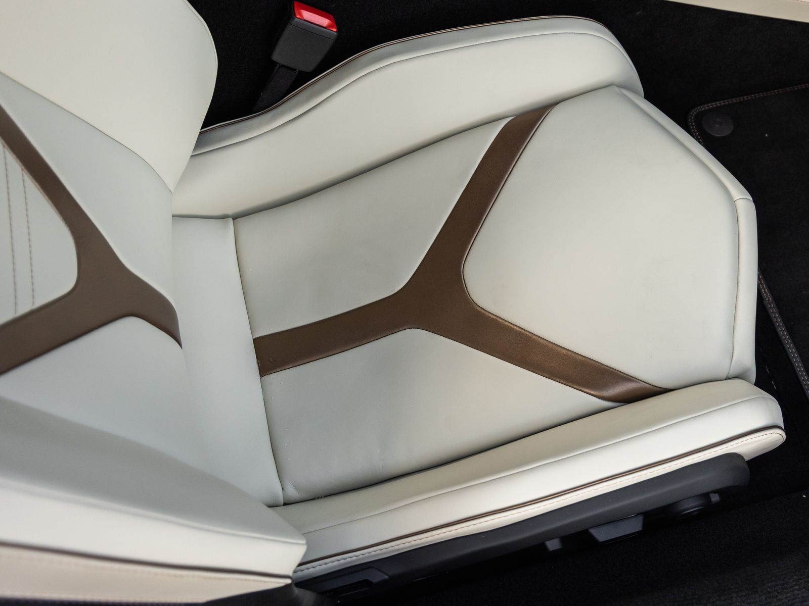 2024 Lamborghini Revuelto Base