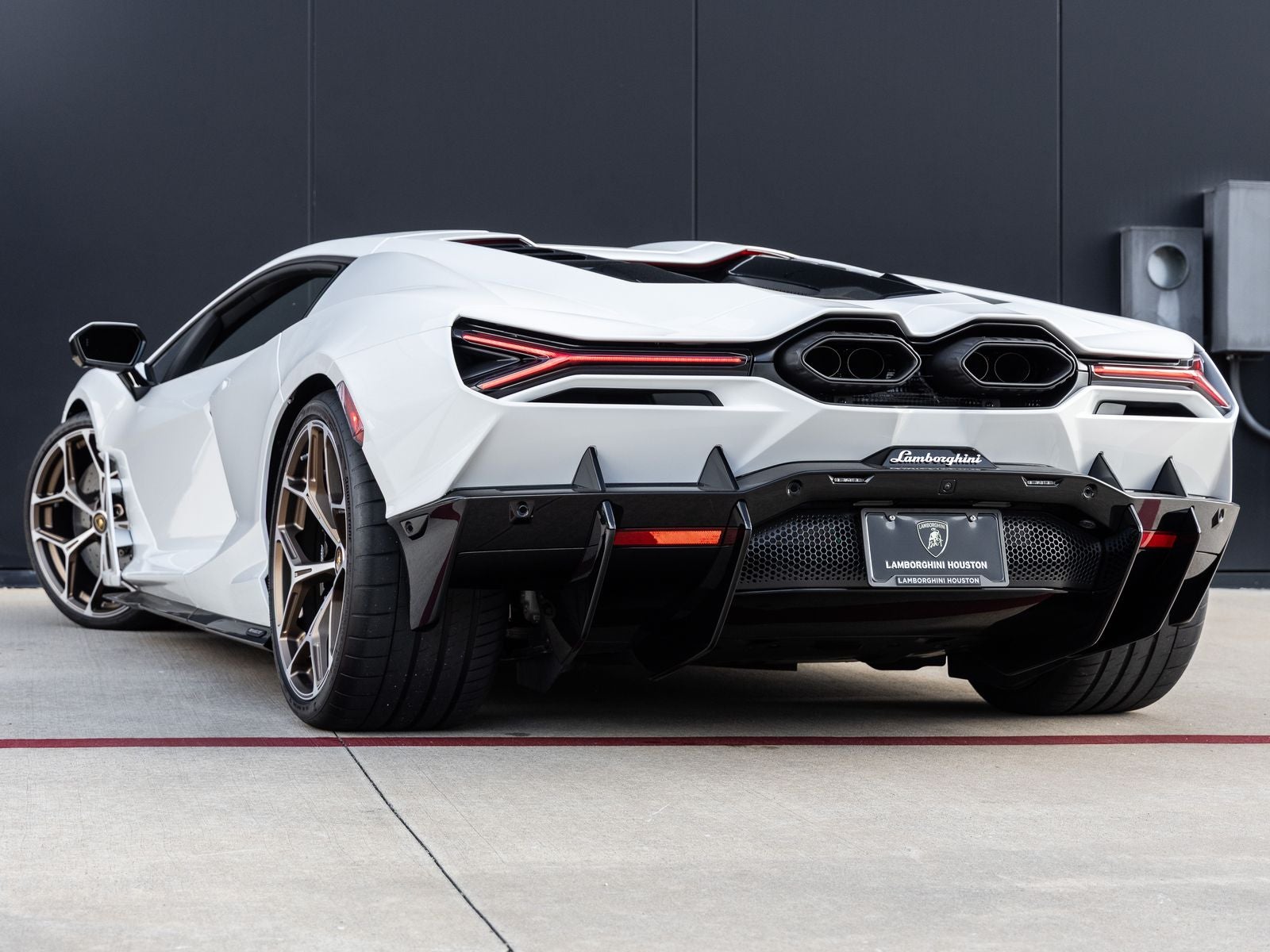 2024 Lamborghini Revuelto Base
