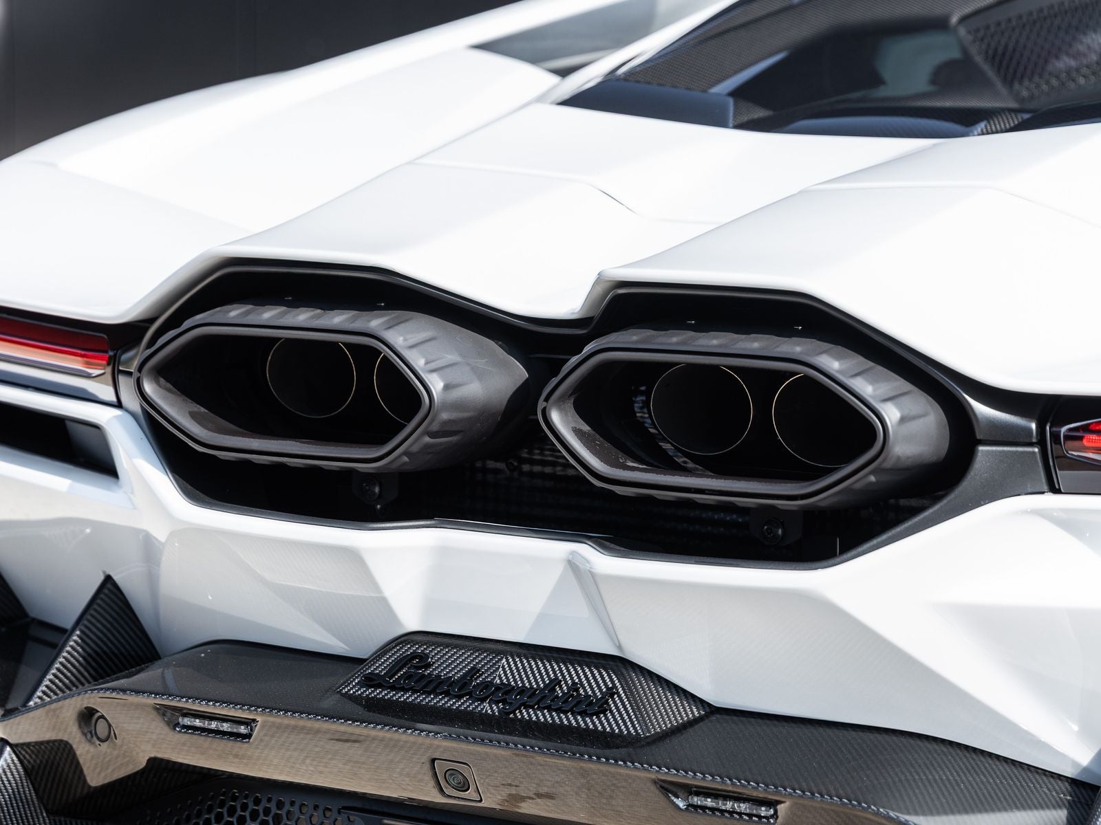 2024 Lamborghini Revuelto Base