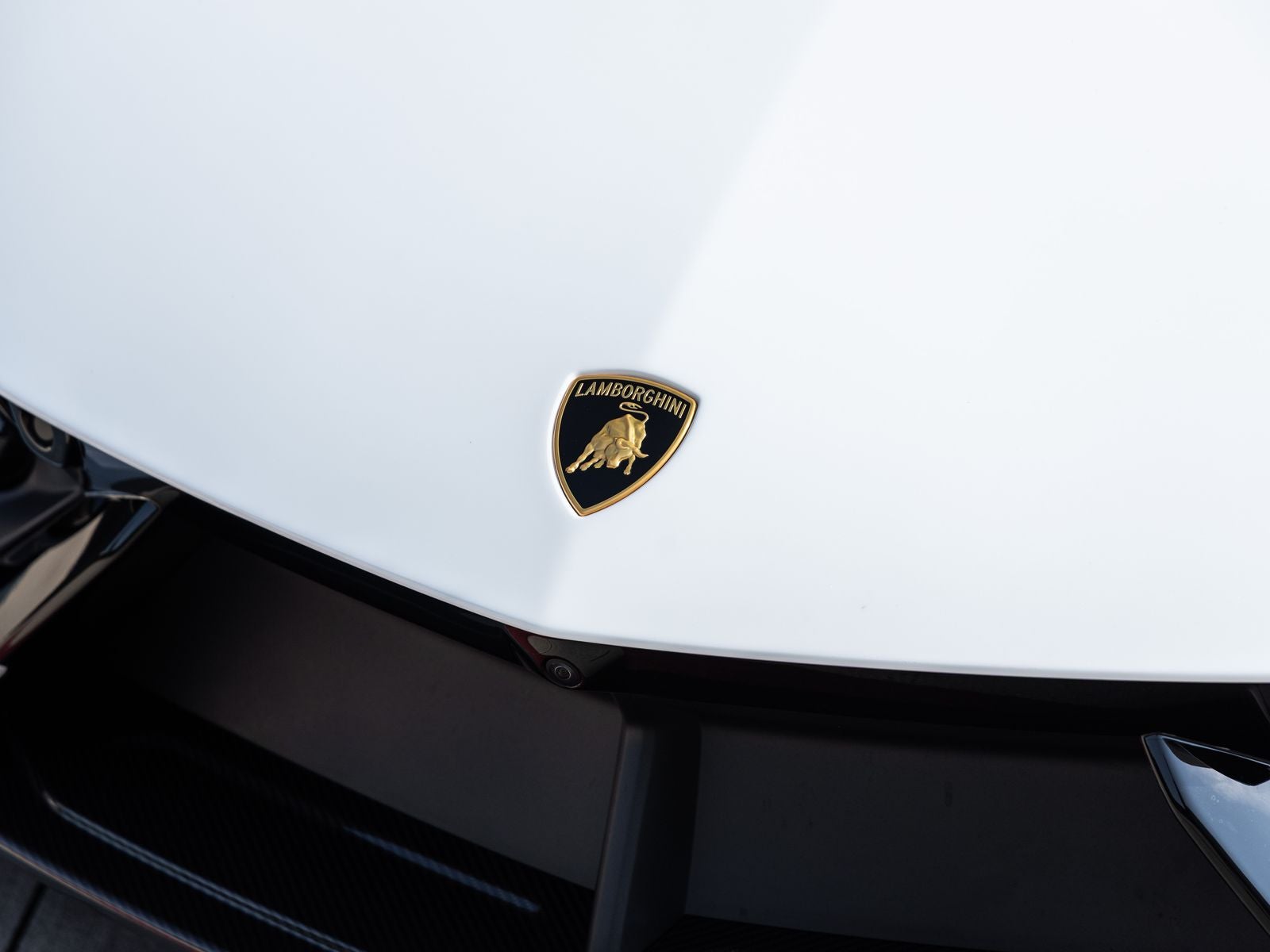 2024 Lamborghini Revuelto Base