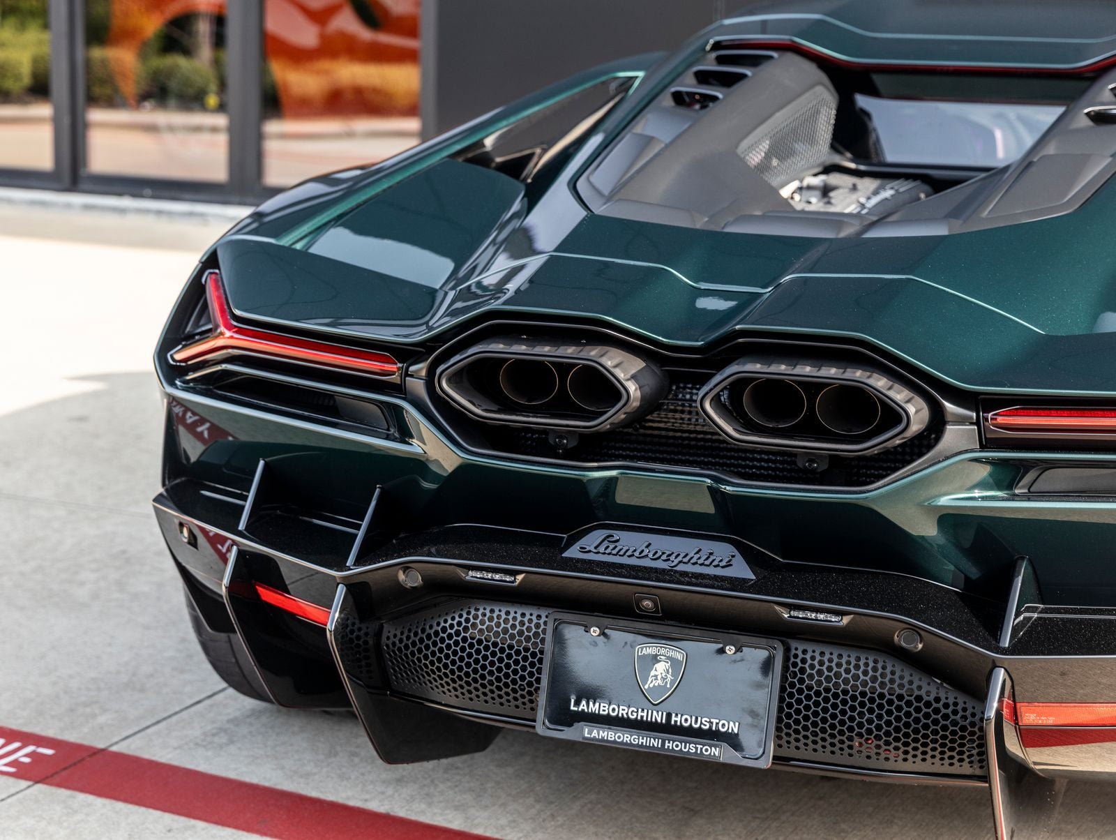2025 Lamborghini Revuelto Base