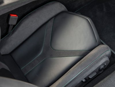 2025 Lamborghini Revuelto Base