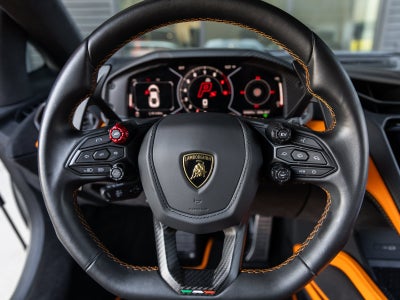 2025 Lamborghini Revuelto Base