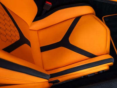 2025 Lamborghini Revuelto Base