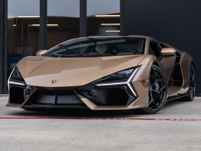 2026 Lamborghini Revuelto Base