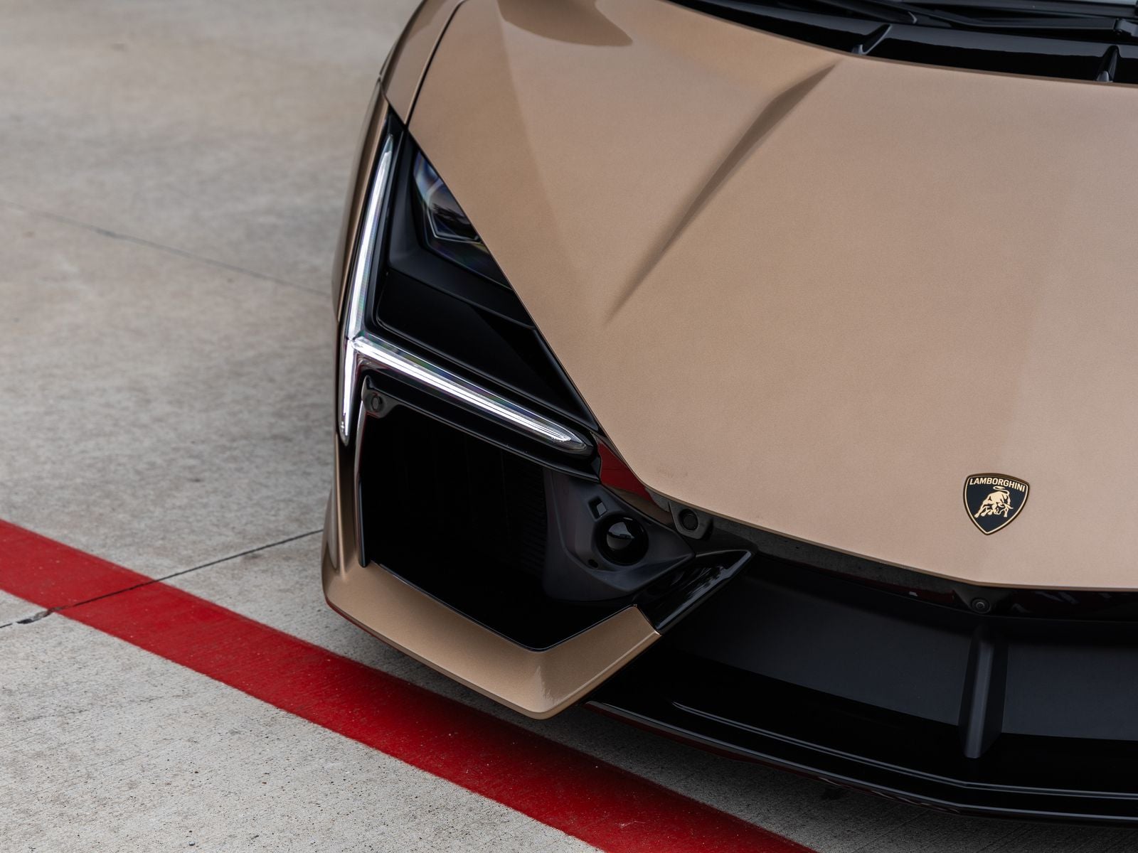 2026 Lamborghini Revuelto Base