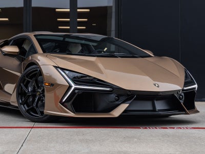 2026 Lamborghini Revuelto Base
