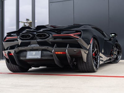 2026 Lamborghini Revuelto Base