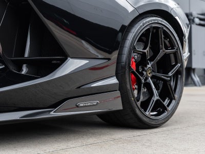 2026 Lamborghini Revuelto Base