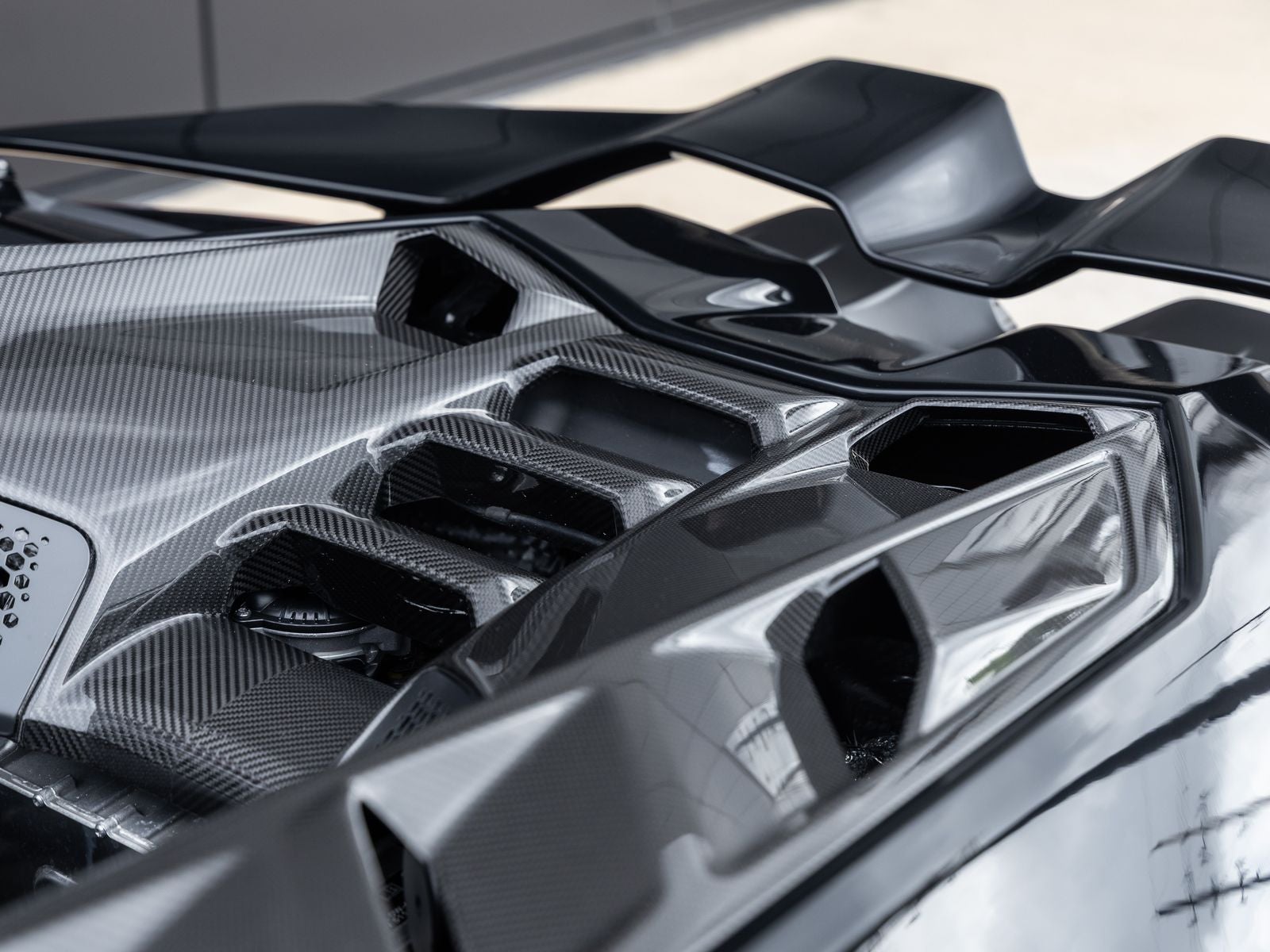 2026 Lamborghini Revuelto Base