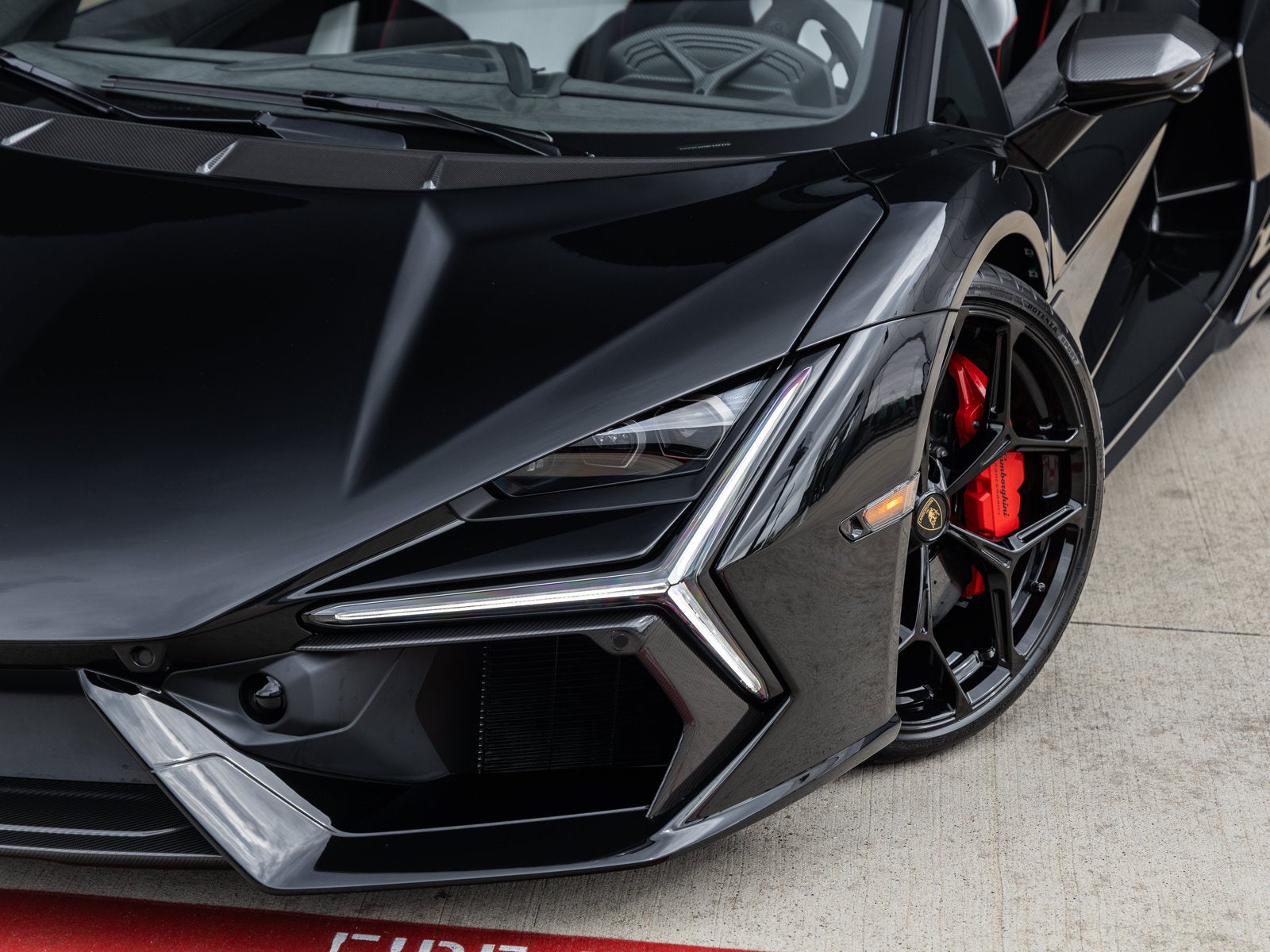 2026 Lamborghini Revuelto Base