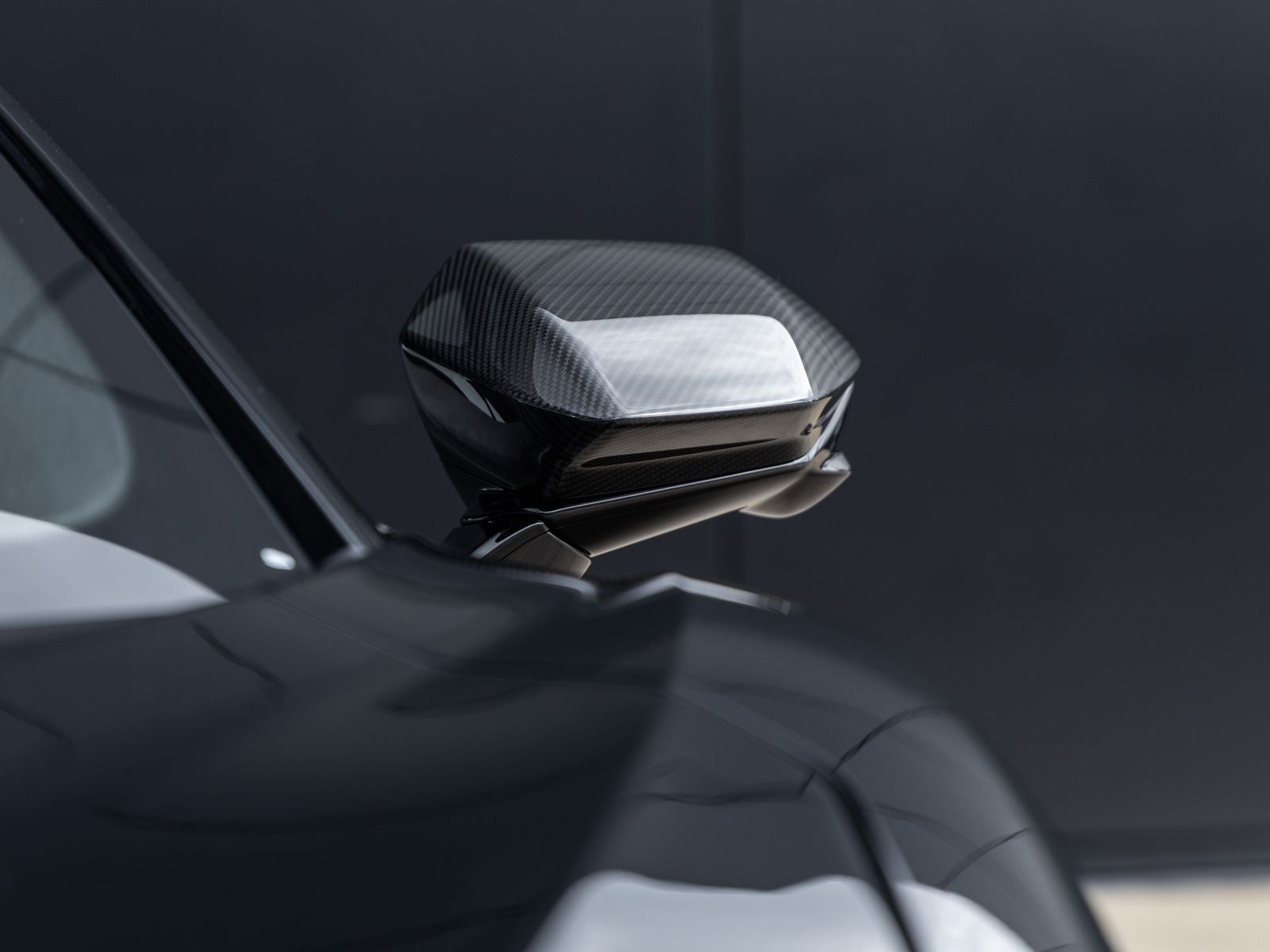 2026 Lamborghini Revuelto Base