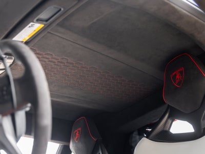 2026 Lamborghini Revuelto Base