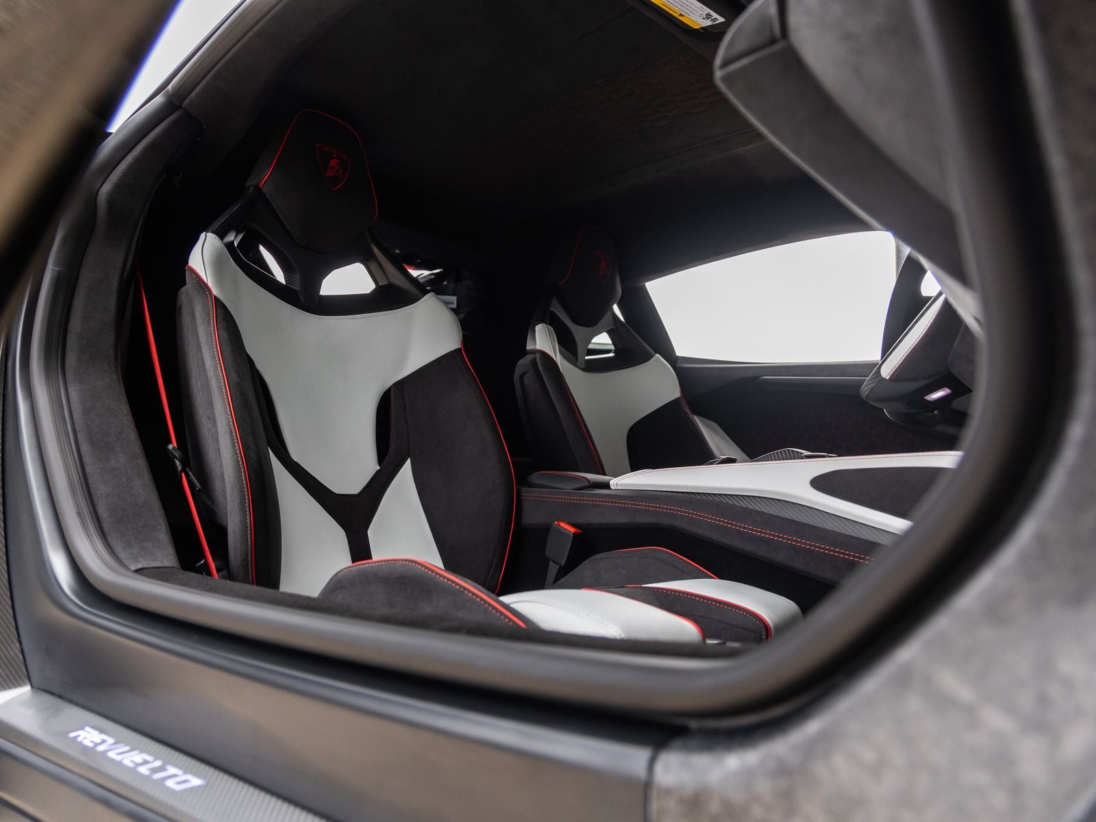 2026 Lamborghini Revuelto Base