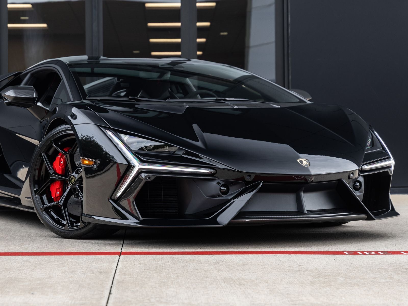 2026 Lamborghini Revuelto Base
