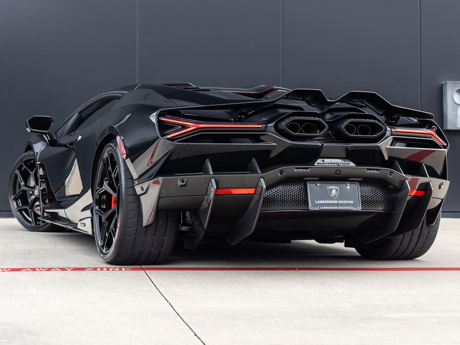 2026 Lamborghini Revuelto Base