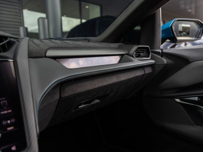 2025 Lamborghini Revuelto Base