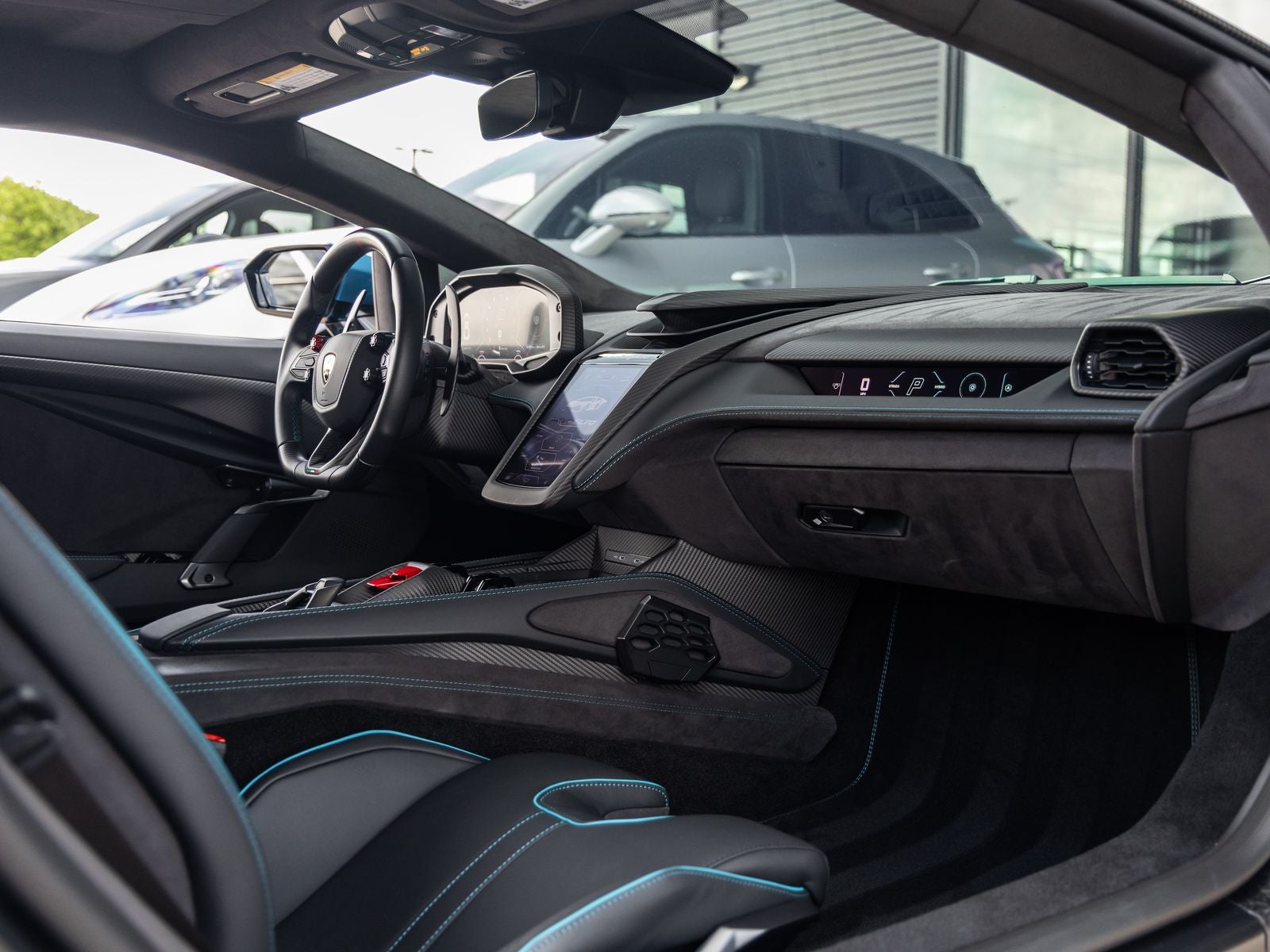 2025 Lamborghini Revuelto Base