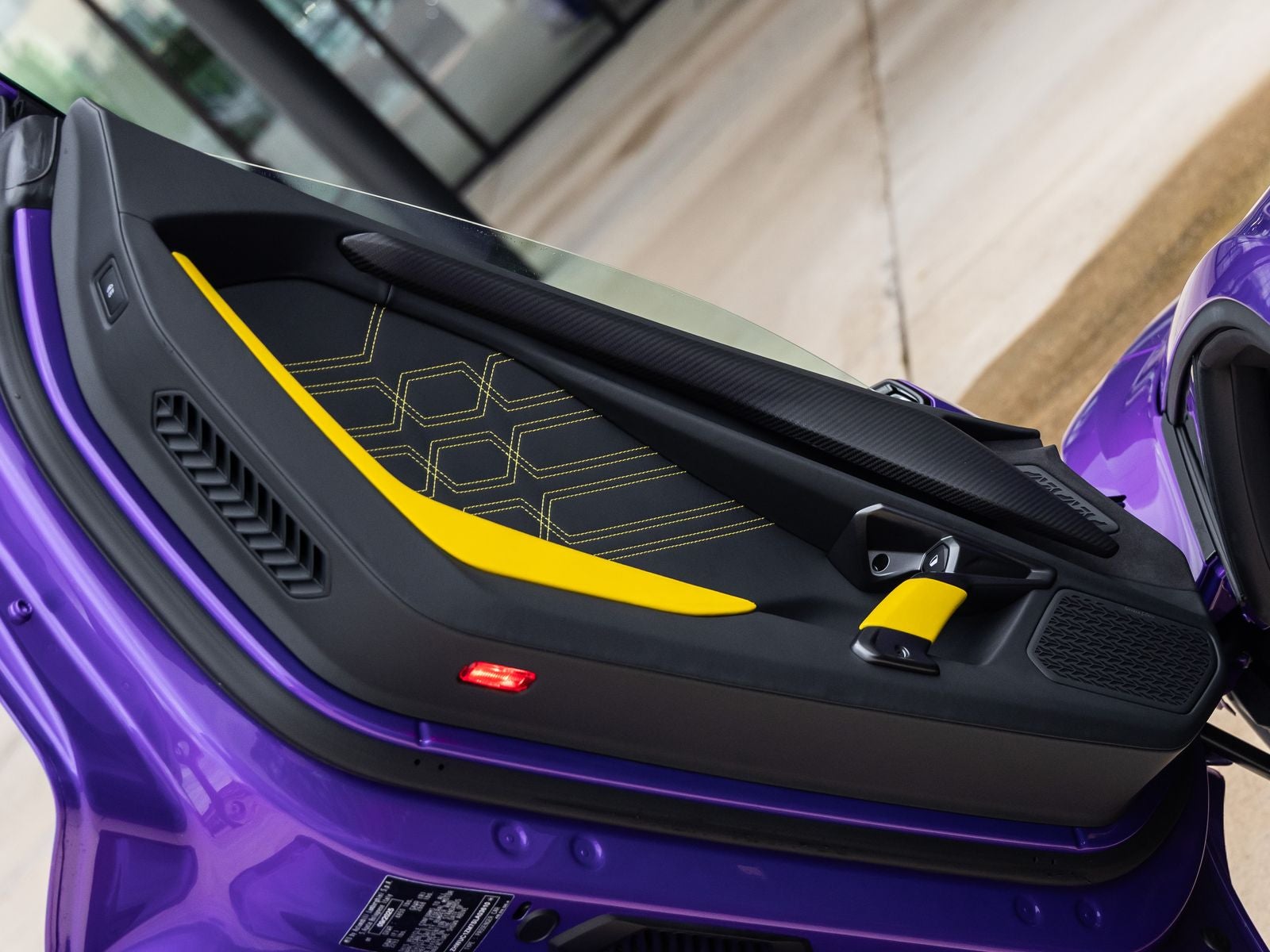 2025 Lamborghini Revuelto Base