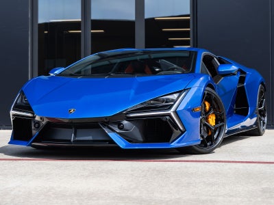 2026 Lamborghini Revuelto Base
