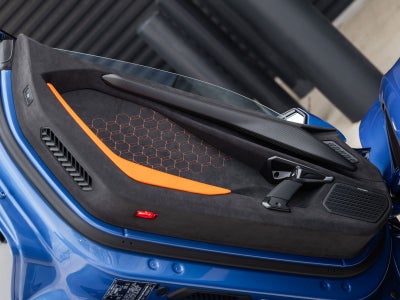 2026 Lamborghini Revuelto Base