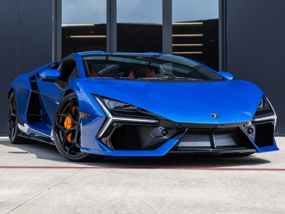 2026 Lamborghini Revuelto Base