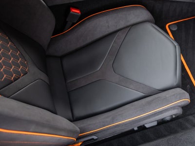 2026 Lamborghini Revuelto Base