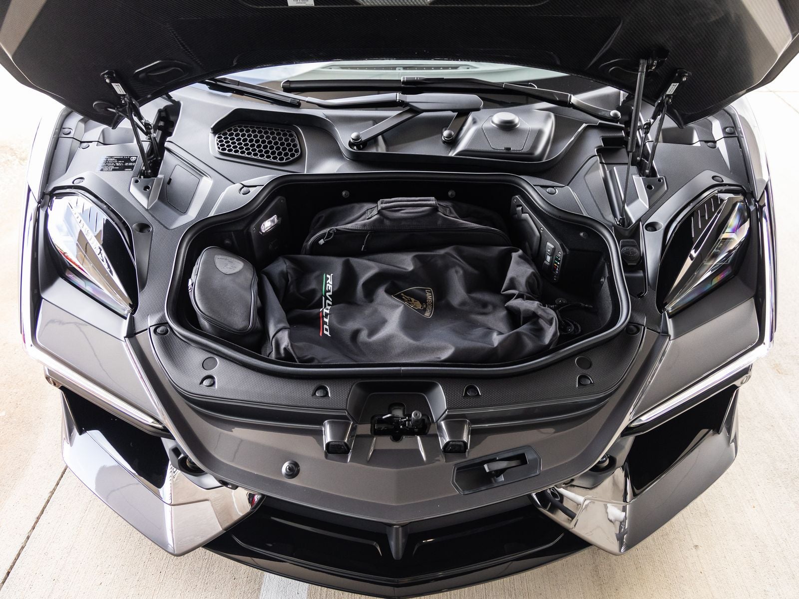 2026 Lamborghini Revuelto Base
