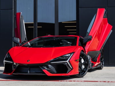 2026 Lamborghini Revuelto Base