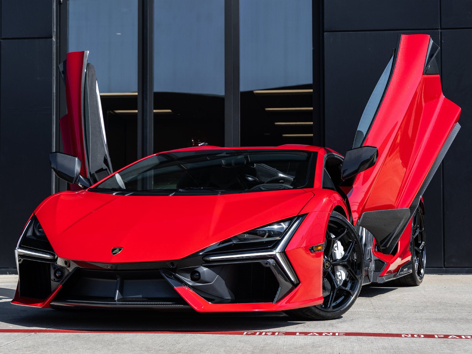 2026 Lamborghini Revuelto Base