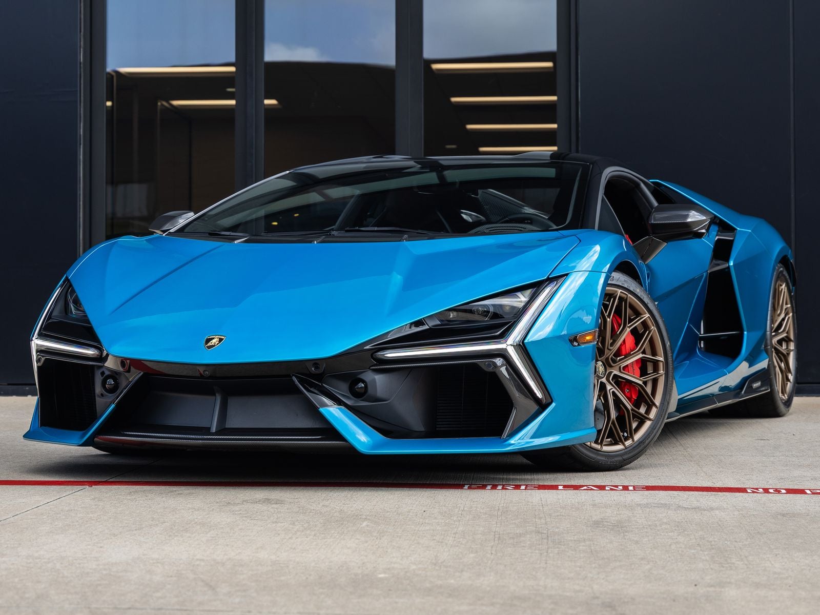 2026 Lamborghini Revuelto Base