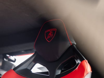 2026 Lamborghini Revuelto Base