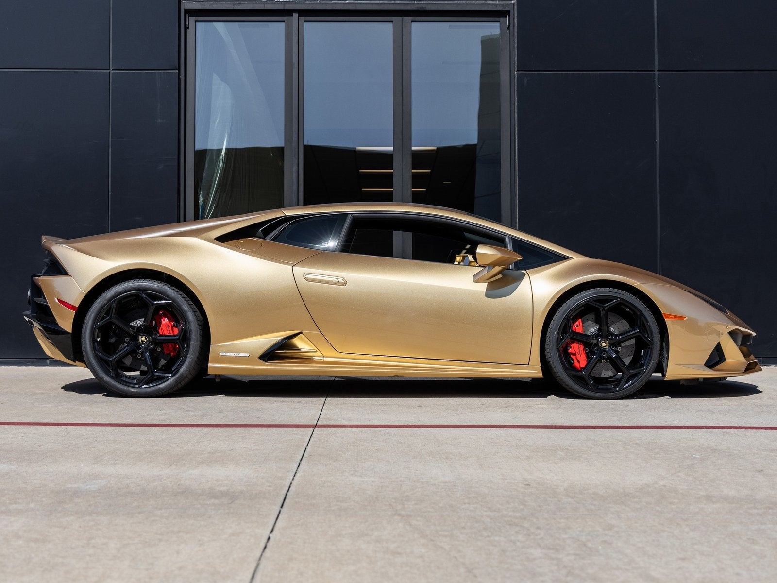 2020 Lamborghini Huracan EVO Base