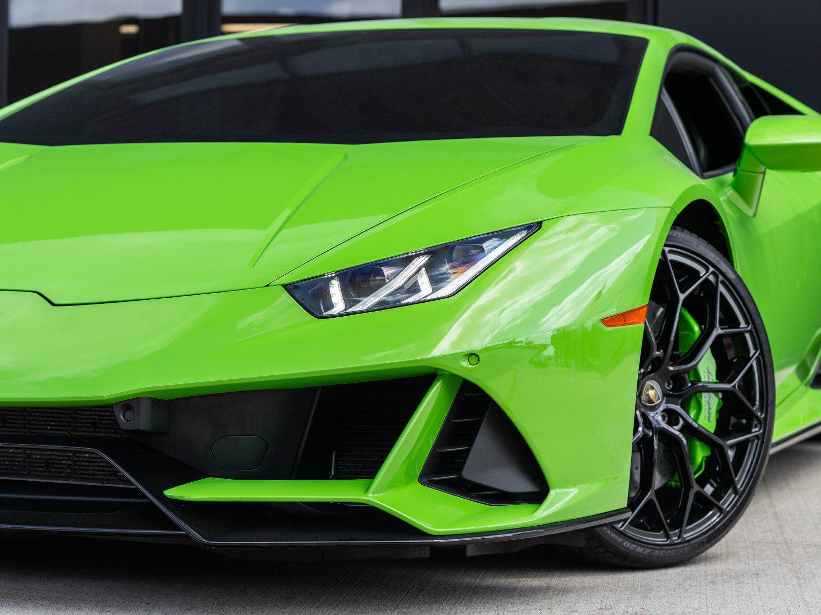 2023 Lamborghini Huracan EVO Base