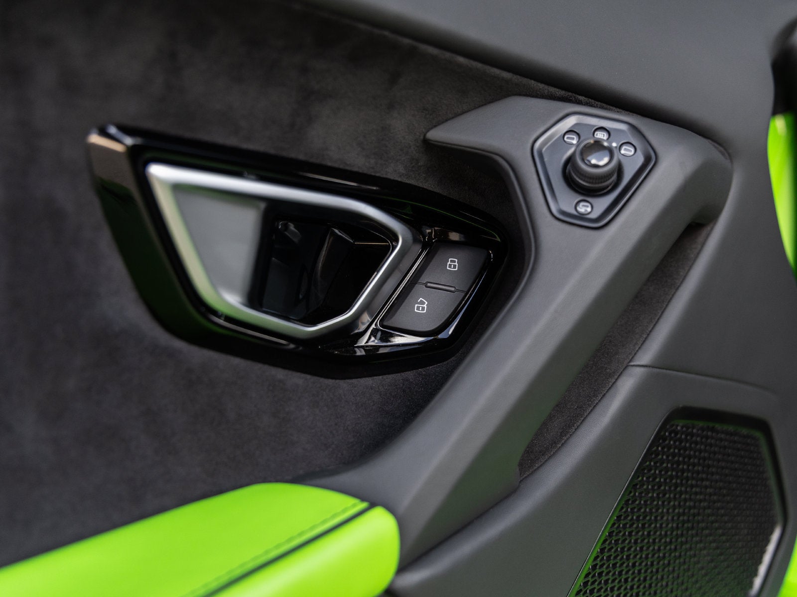 2023 Lamborghini Huracan EVO Base