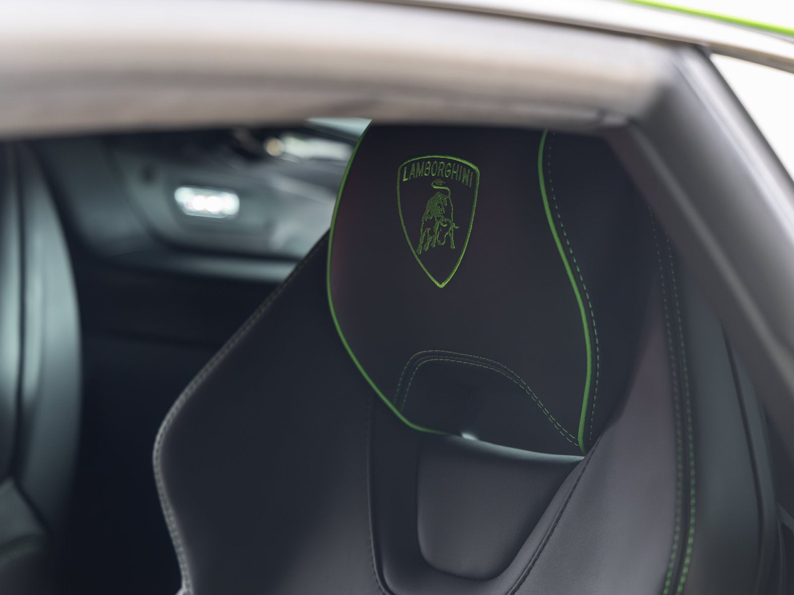 2023 Lamborghini Huracan EVO Base