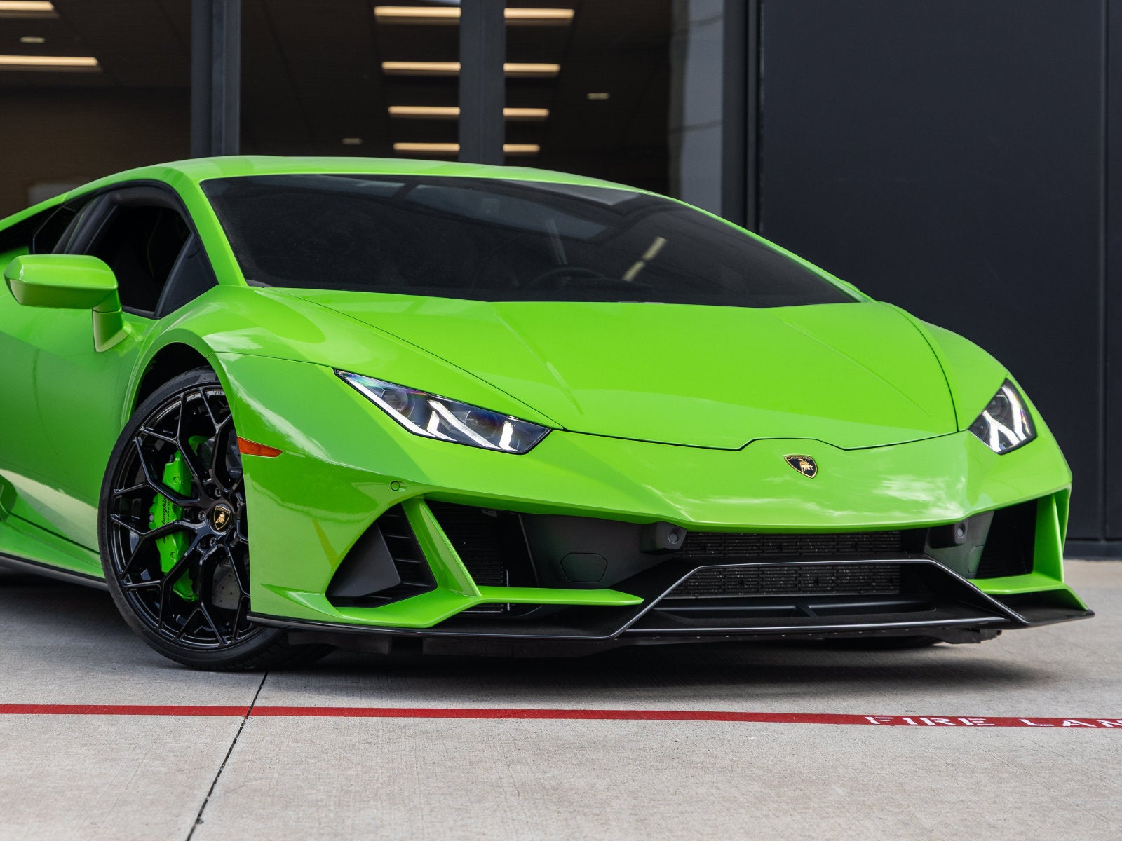 2023 Lamborghini Huracan EVO Base