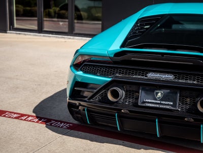 2020 Lamborghini Huracan EVO Base
