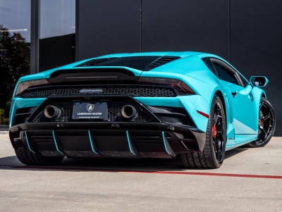 2020 Lamborghini Huracan EVO Base