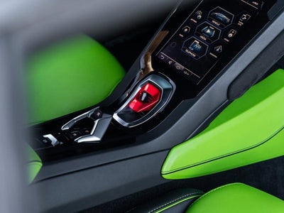 2022 Lamborghini Huracan EVO Base