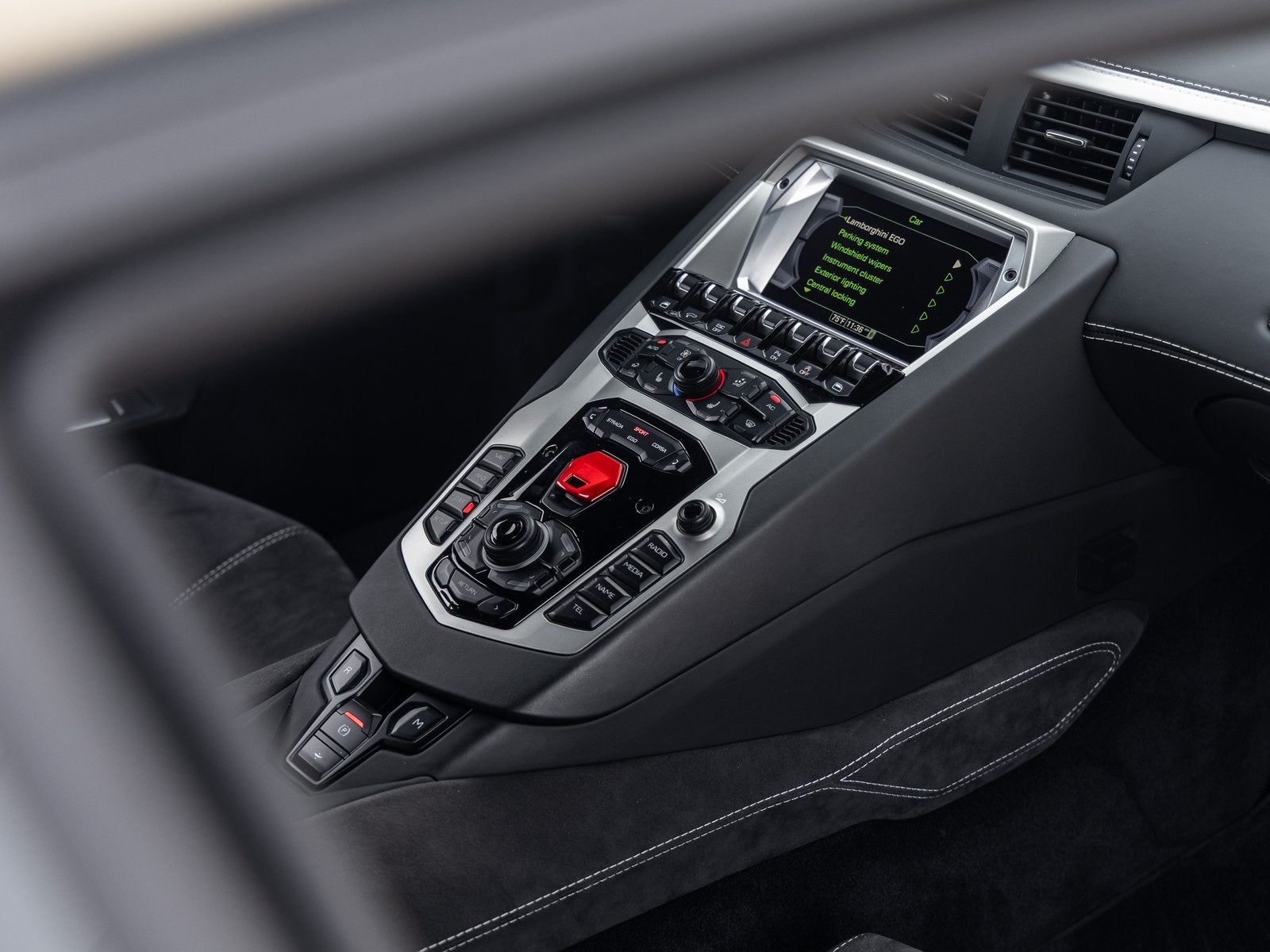 2018 Lamborghini Aventador S S