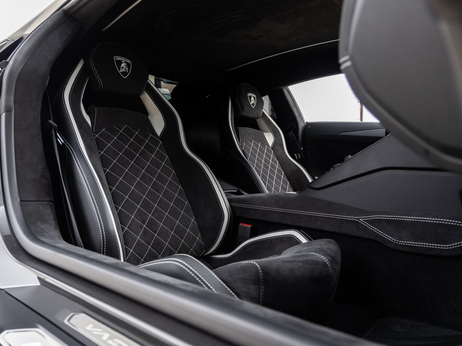 2018 Lamborghini Aventador S S