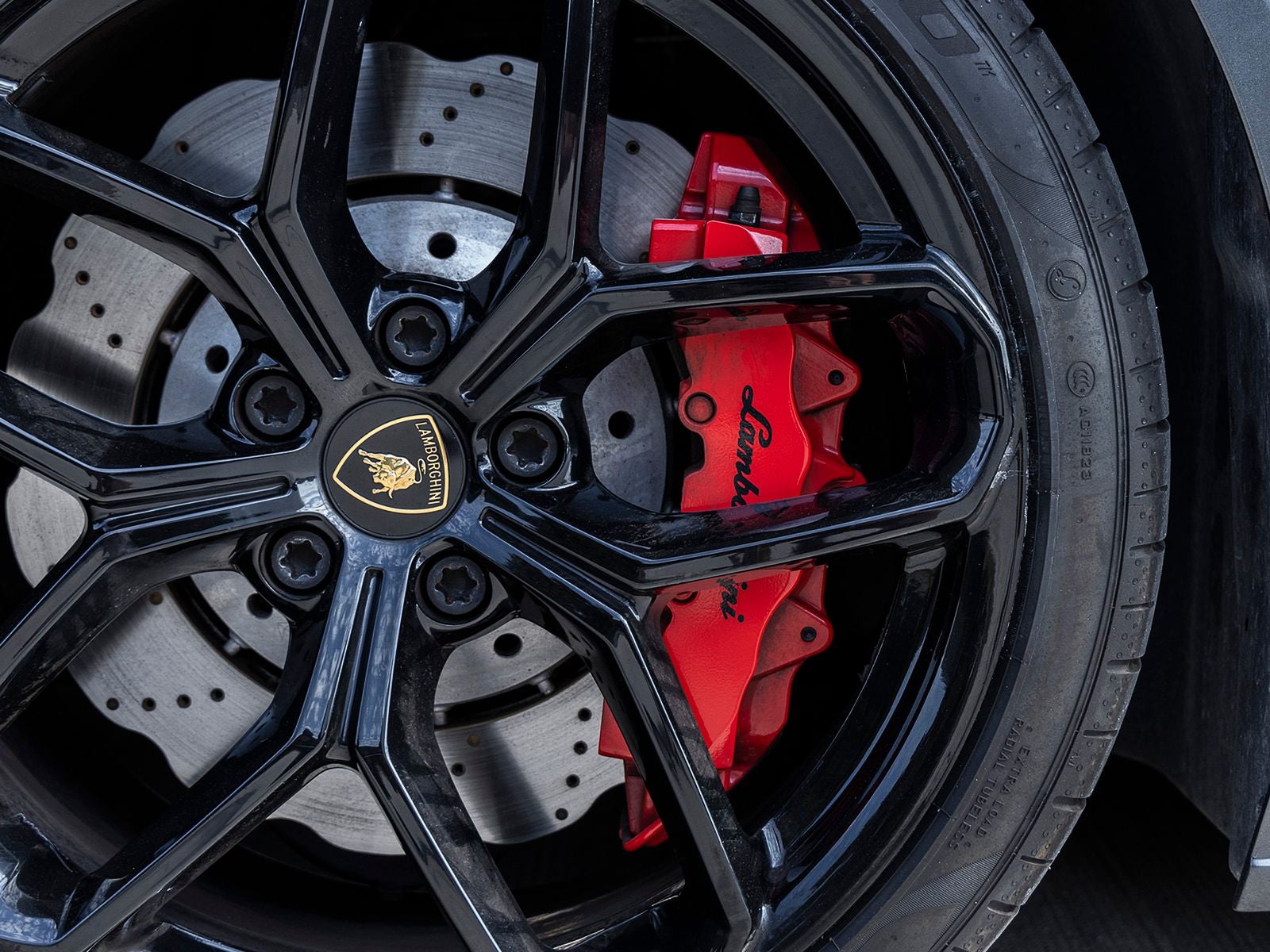 2019 Lamborghini Huracan LP580-2S