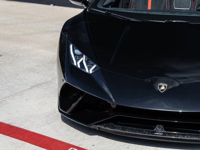 2019 Lamborghini Huracan Performante