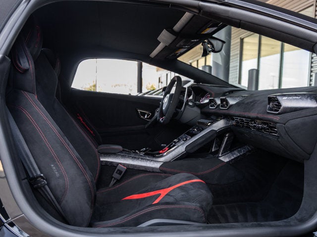 2019 Lamborghini Huracan Performante